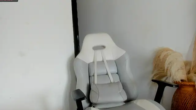 -Sofii  online show from February 2025 07:12:02 PM