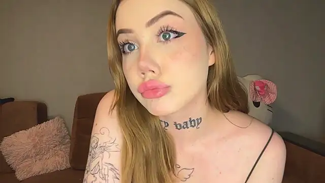 hanna cry baby online show from November 2025 08:30:01 PM