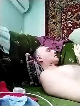 Pineapple04 online show from February 2025 07:38:02 AM