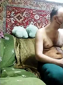 Pineapple04 online show from February 2025 06:37:01 PM