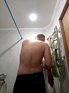 Pineapple04 online show from December 2025 06:30:02 AM