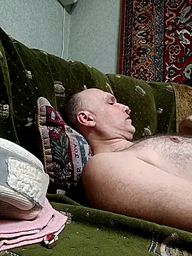 Pineapple04 online show from March 2026 08:25:02 PM