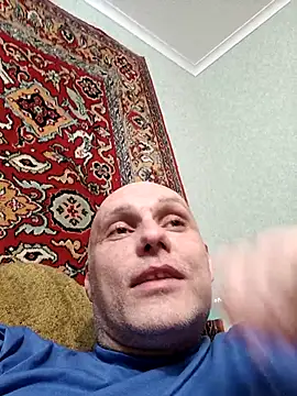 Pineapple04 online show from April 2026 06:45:02 PM