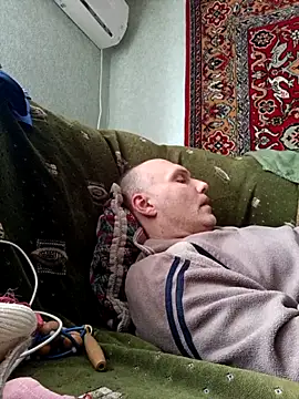 Pineapple04 online show from April 2026 12:29:02 PM