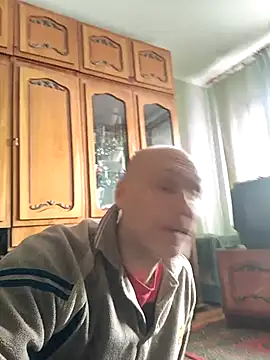 Pineapple04 online show from April 2026 09:02:01 AM