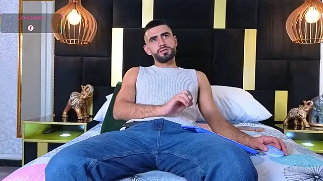 Ethan  Walker online show from October 2025 07:23:02 PM