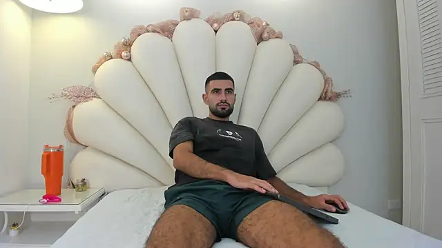 Ethan  Walker online show from December 2025 12:10:02 PM