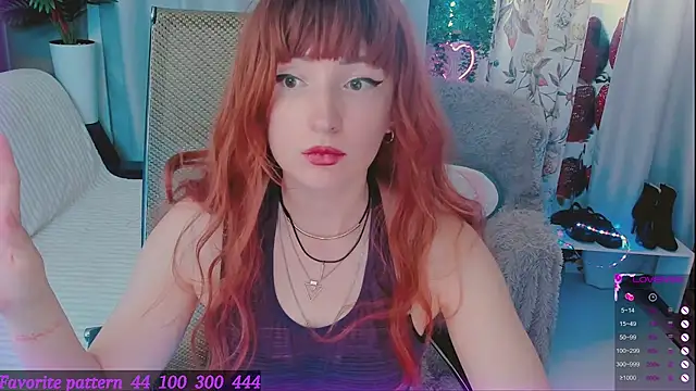 Toxic Ellies online show from April 2026 10:42:01 AM