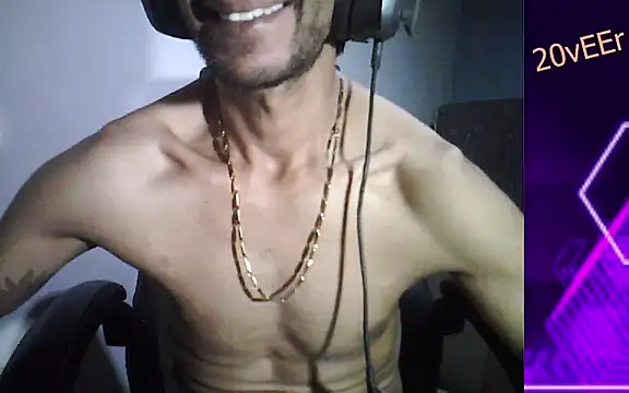 20vEEr online show from February 2025 12:05:01 AM