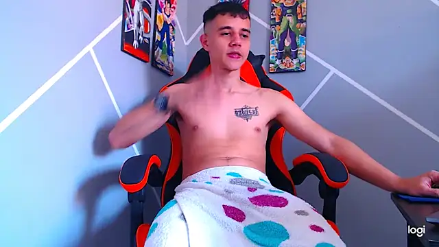 ADAM HOT online show from September 2025 08:43:01 PM