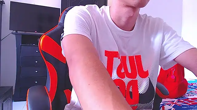 ADAM HOT online show from January 2026 09:28:02 PM