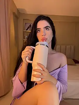 Snapshot of Mavi_Coless chatting on November 2025 02:01:02 AM Mavi Coless online show from November 2025 02:01:02 AM