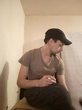 kx93 online show from November 2025 05:58:02 PM