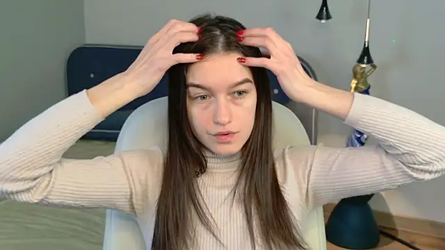 Snapshot of Alice__grace chatting on December 2024 09:41:01 PM Alice grace online show from December 2024 09:41:01 PM