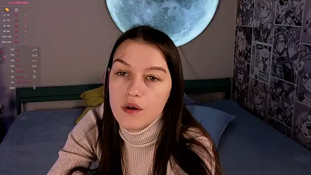 Snapshot of Alice__grace chatting on December 2024 09:16:01 PM Alice grace online show from December 2024 09:16:01 PM