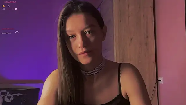 Snapshot of Alice__grace chatting on March 2025 10:40:01 PM Alice grace online show from March 2025 10:40:01 PM
