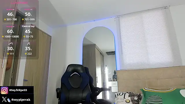 soyander03  online show from November 2025 09:37:02 PM