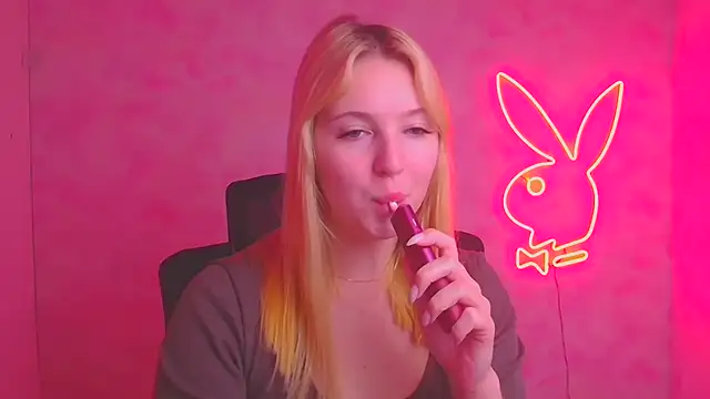 Milka kiss  online show from November 2025 01:06:01 PM