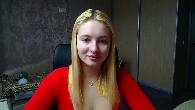 Snapshot of Milka_kiss_ chatting on December 2025 11:40:02 AM Milka kiss online show from December 2025 11:40:02 AM