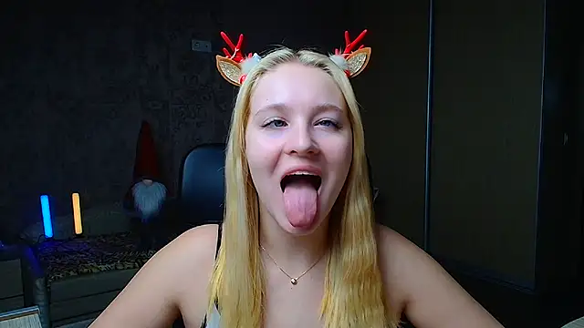 Snapshot of Milka_kiss_ chatting on January 2026 04:33:02 PM Milka kiss online show from January 2026 04:33:02 PM