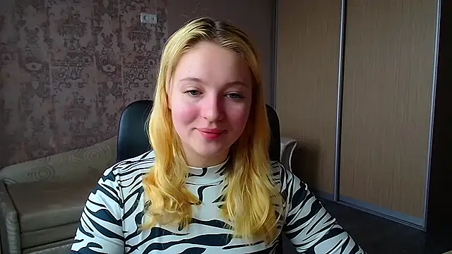 Snapshot of Milka_kiss_ chatting on February 2026 10:47:02 AM Milka kiss online show from February 2026 10:47:02 AM