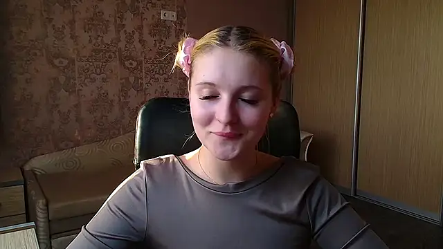 Milka kiss  online show from May 2026 04:26:01 PM