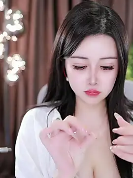 Qiaoqiao  online show from January 2025 05:38:01 PM
