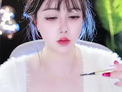 Qiaoqiao  online show from March 2025 05:59:02 PM