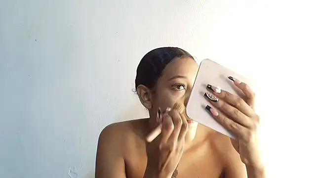 flavia cruz online show from December 2025 07:10:01 PM