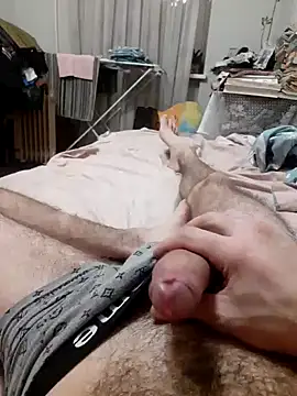 Snapshot of AndreiInsky chatting on January 2025 11:46:01 AM AndreiInsky online show from January 2025 11:46:01 AM