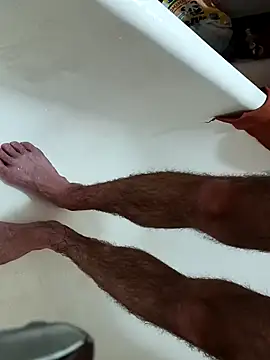 Snapshot of AndreiInsky chatting on February 2025 09:03:02 PM AndreiInsky online show from February 2025 09:03:02 PM