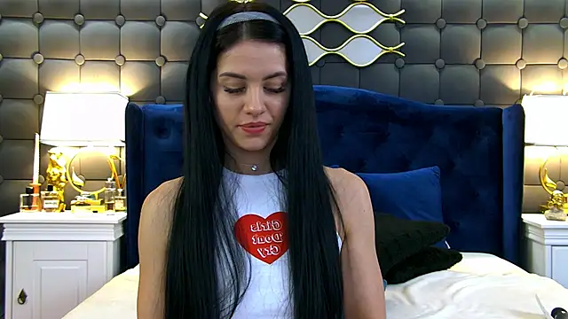 LeyaCass online show from February 2025 12:04:02 PM