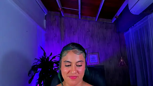 Xisu  online show from January 2025 10:06:02 AM