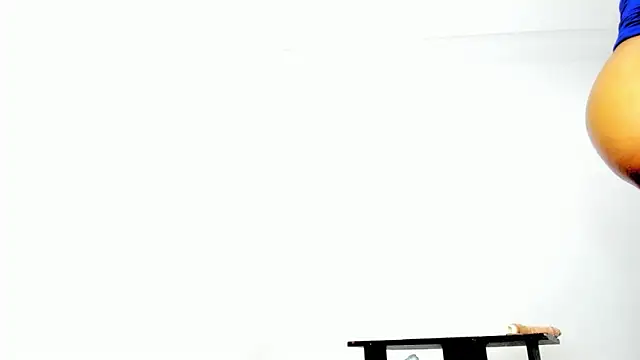 Tsblackxx online show from October 2025 04:40:02 PM