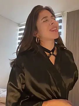 AmmyCollinsW online show from January 2025 10:09:01 PM