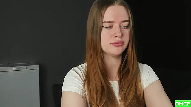 Snapshot of Pinku_kitsune chatting on December 2025 12:40:02 AM Pinku kitsune online show from December 2025 12:40:02 AM