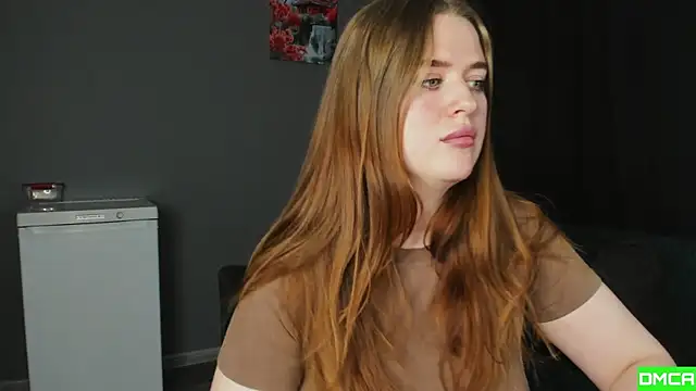 Snapshot of Pinku_kitsune chatting on January 2026 04:16:01 AM Pinku kitsune online show from January 2026 04:16:01 AM