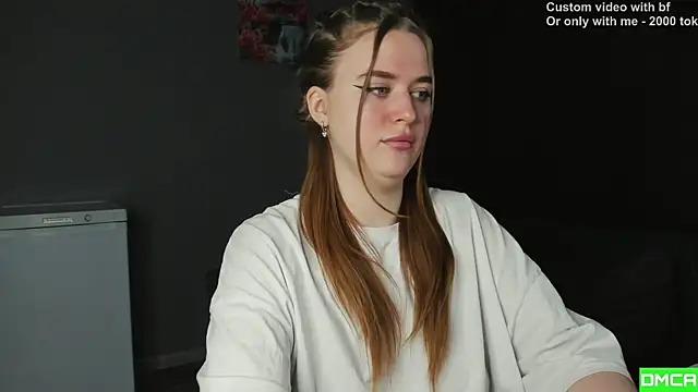 Snapshot of Pinku_kitsune chatting on January 2026 01:29:01 AM Pinku kitsune online show from January 2026 01:29:01 AM