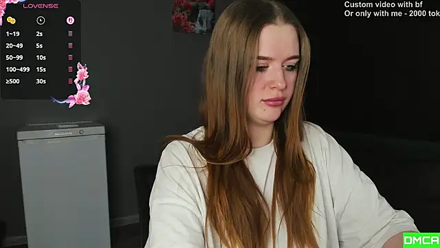 Snapshot of Pinku_kitsune chatting on February 2026 05:23:02 AM Pinku kitsune online show from February 2026 05:23:02 AM