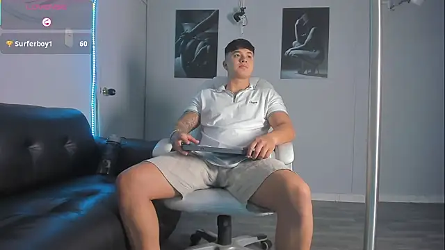 Cristopher strong online show from February 2026 11:25:01 AM