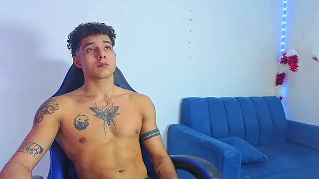 Demitryo online show from January 2026 06:40:01 AM