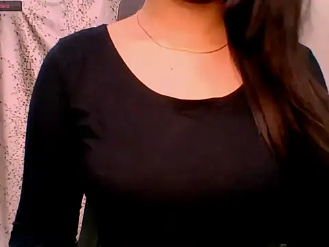 Snapshot of Nicole-wallace chatting on November 2025 03:56:01 PM Nicole-wallace online show from November 2025 03:56:01 PM