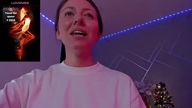 Snapshot of Ich_Bin_Julia chatting on December 2024 05:10:02 PM Ich Bin Julia online show from December 2024 05:10:02 PM