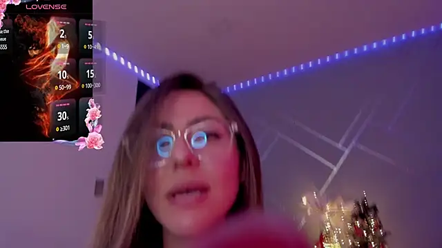 Snapshot of Ich_Bin_Julia chatting on December 2024 08:04:02 PM Ich Bin Julia online show from December 2024 08:04:02 PM