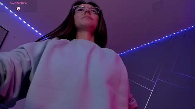 Snapshot of Ich_Bin_Julia chatting on February 2025 06:33:02 PM Ich Bin Julia online show from February 2025 06:33:02 PM