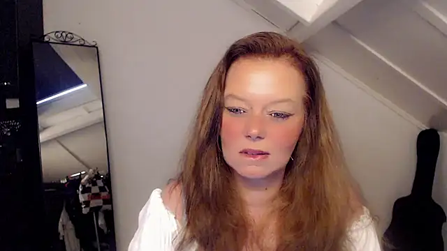 roxanna24 online show from March 2026 04:02:01 PM