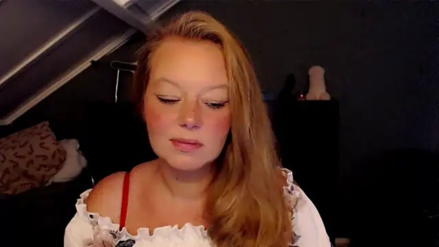 roxanna24 online show from May 2026 07:59:02 PM