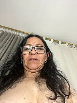 Snapshot of Freya_Artemisa chatting on January 2025 06:59:02 PM Freya Artemisa online show from January 2025 06:59:02 PM