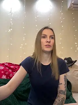 Snapshot of RachelBelI chatting on January 2025 11:10:02 PM RachelBelI online show from January 2025 11:10:02 PM