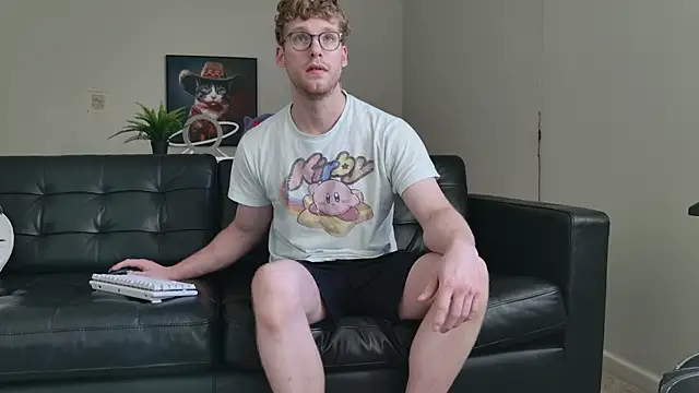 Snapshot of BlueEyedTallGuy94 chatting on September 2025 06:55:02 PM BlueEyedTallGuy94 online show from September 2025 06:55:02 PM